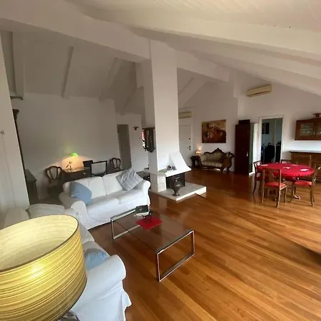 Penthouse In The Sky With 30 Sqm Terrace Station Mediolan