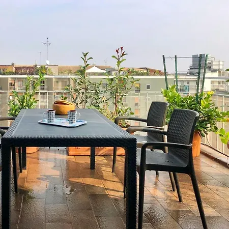 Penthouse In The Sky With 30 Sqm Terrace Station Apartament